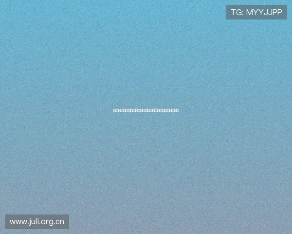 蓝鲸与巨齿鲨谁更强大？探讨这两种史上最强海洋霸主的对决